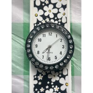 Collezio Rhinestone Bezel Floral Slap Band Quartz Watch